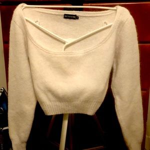 PRETTYLITTLETHING SIZE 6 white sweatshirt crew neck